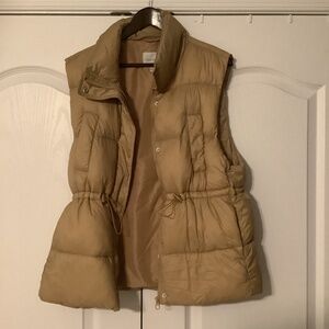 Brown puffer vest